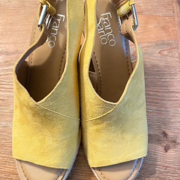 NEW NEVER WORN Franco Sarto Julien Ladies yellow wedges size 7.5 medium - Picture 2 of 4